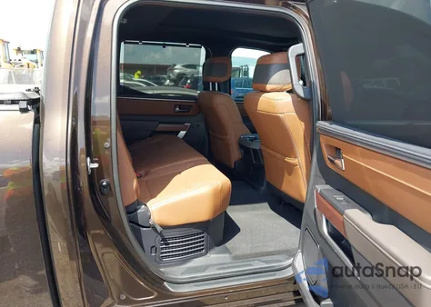 2025 Toyota Tundra Hybrid 1794 Edition Crewmax 5.5' Bed z USA, uszkodzony, nr VIN 5TFMC5DB1SX091520